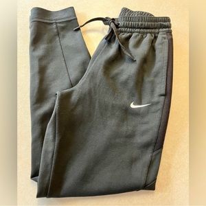 Mens Nike black sweatpants good condition mens medium